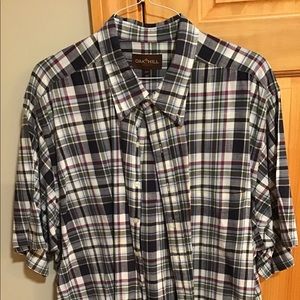Men’s button down collar shirt